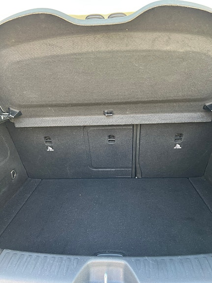 Mercedes-Benz A180 d 20 of 20