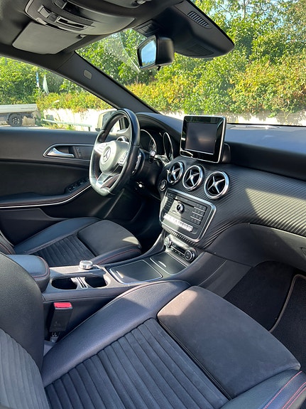 Mercedes-Benz A180 d 18 of 20