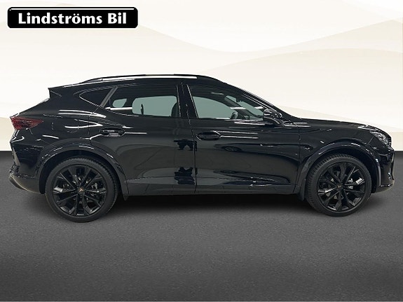 Cupra Formentor e-HYBRID 6 of 18