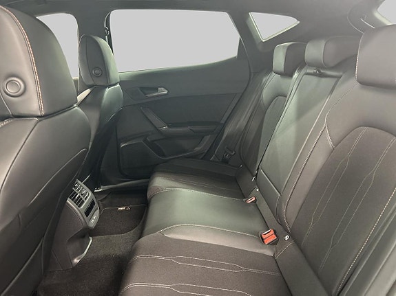 Cupra Formentor e-HYBRID 10 of 18