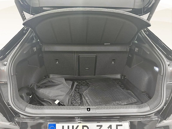 Cupra Formentor e-HYBRID 12 of 18