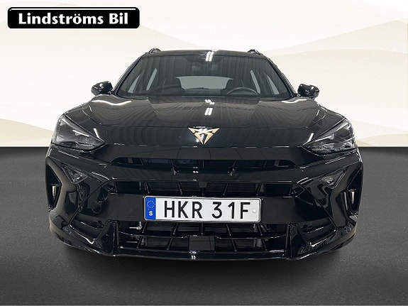 Cupra Formentor e-HYBRID 8 of 18