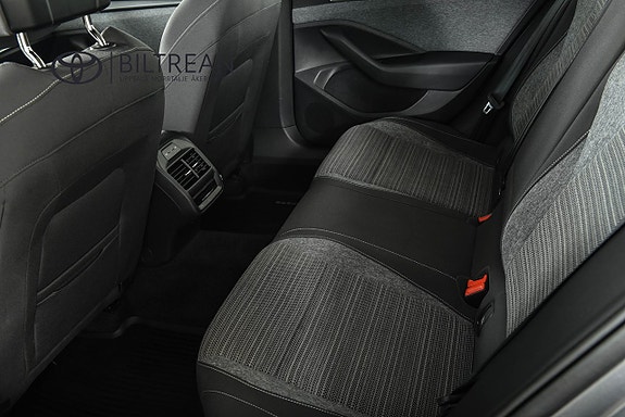 Skoda Superb 7 of 22