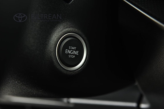 Skoda Superb 14 of 22