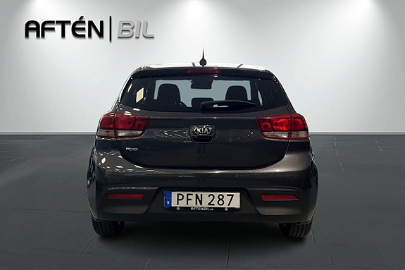 Kia Rio 9 of 23