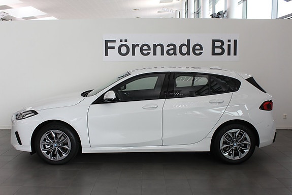 BMW 120 3 of 14