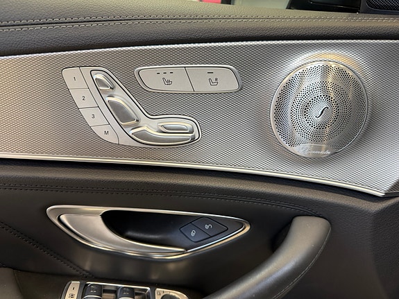 Mercedes-Benz E63 7 of 21