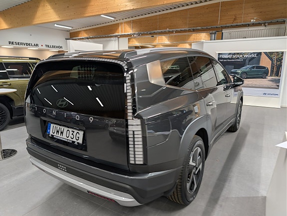 Hyundai Ioniq 9 3 of 9