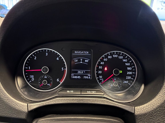 Volkswagen Amarok 13 of 16