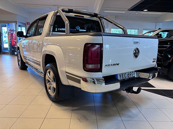 Volkswagen Amarok 2 of 16