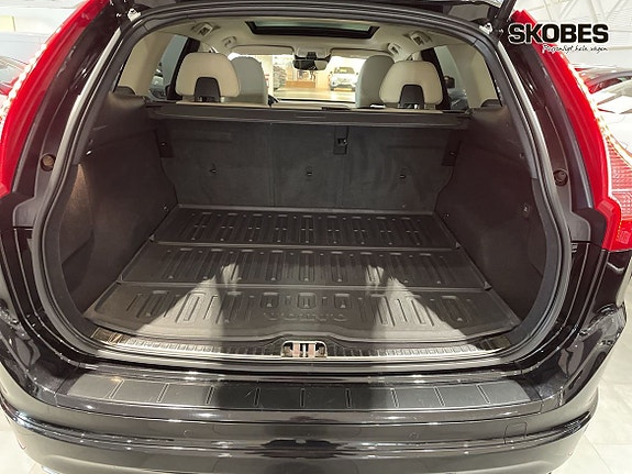 Volvo XC60 15 of 19