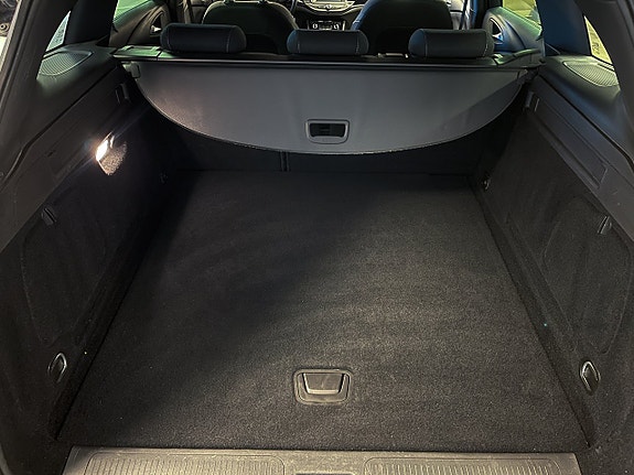 Opel Astra 12 of 12