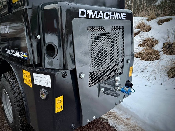 D'MACHINE 750 | Perkins | Hydrostat | 4WD | Trima 4 of 10