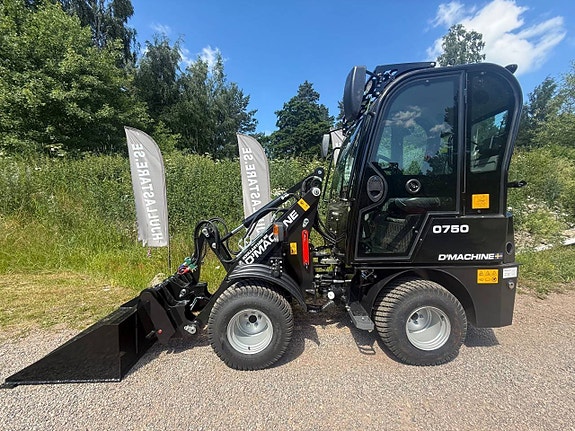 D'MACHINE 750 | Perkins | Hydrostat | 4WD | Trima