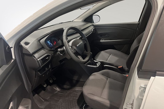 Dacia Sandero 6 of 11