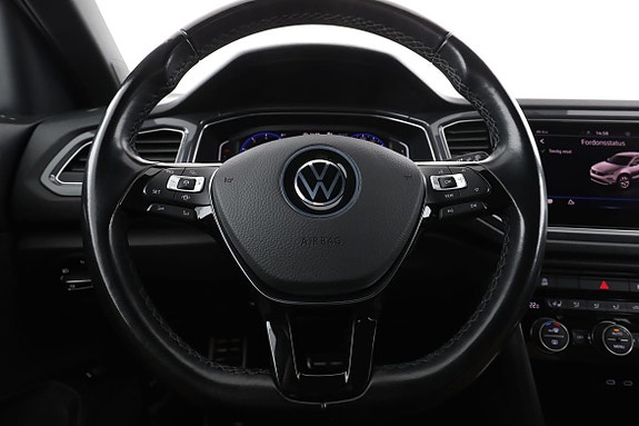 Volkswagen T-Roc 19 of 30