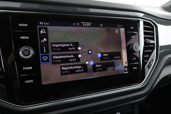 Volkswagen T-Roc 23 of 30