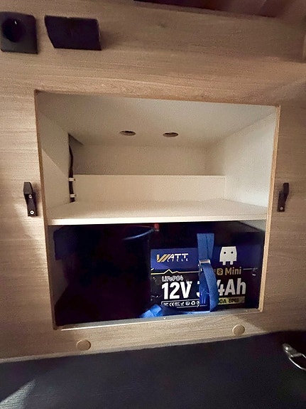 Knaus Boxstar 600 ME Lifetime Långbädd Lithium 314Ah Solpanel MaxxFan Vinterpaket 29 of 30