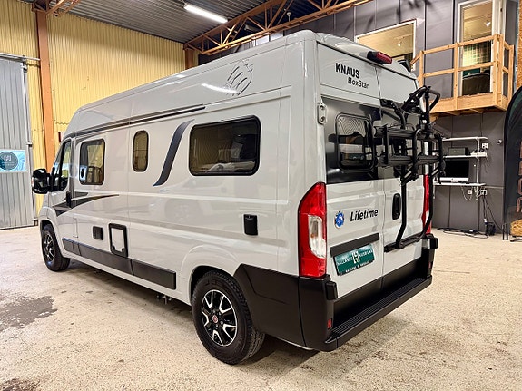 Knaus Boxstar 600 ME Lifetime Långbädd Lithium 314Ah Solpanel MaxxFan Vinterpaket 6 of 30