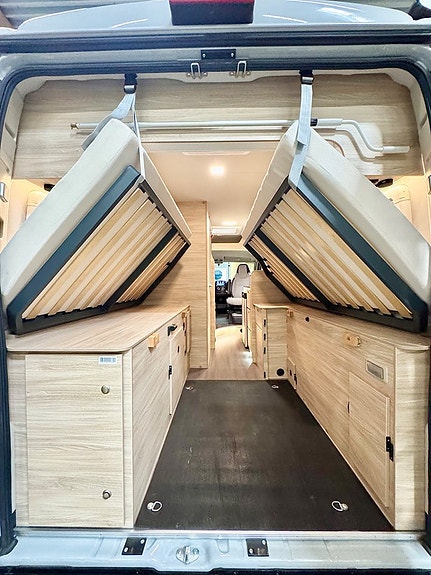 Knaus Boxstar 600 ME Lifetime Långbädd Lithium 314Ah Solpanel MaxxFan Vinterpaket 27 of 30