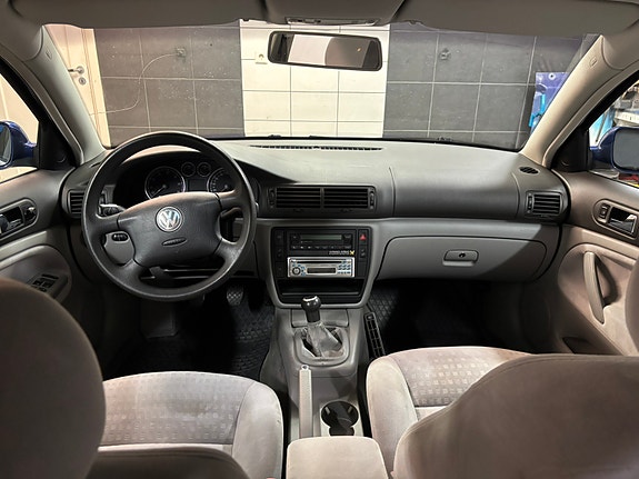 Volkswagen Passat 6 of 7