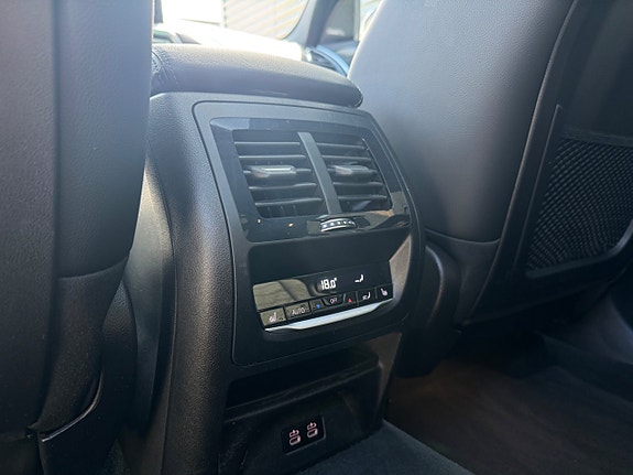 BMW X3 24 of 28