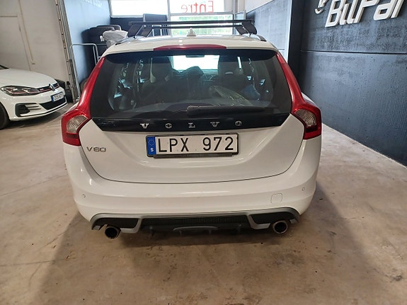 Volvo V60 5 of 21