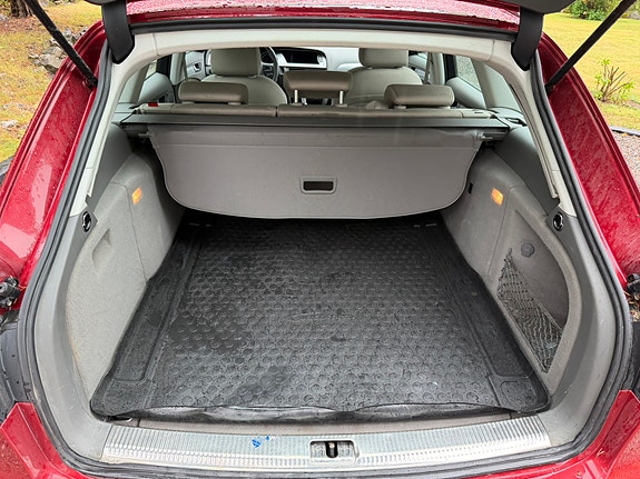 Audi A4 8 of 14