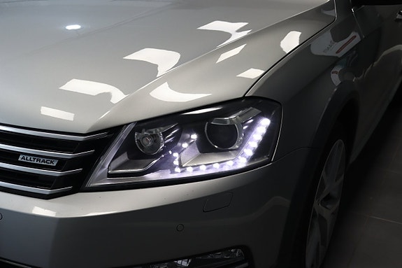 Volkswagen Passat Alltrack 6 of 22