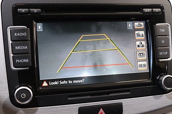 Volkswagen Passat Alltrack 22 of 22