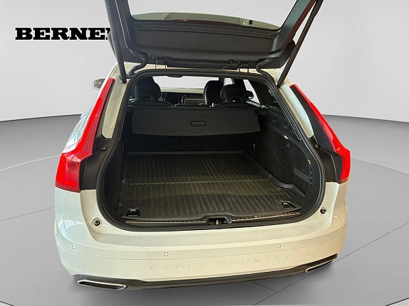 Volvo V90 Cross Country 16 of 22