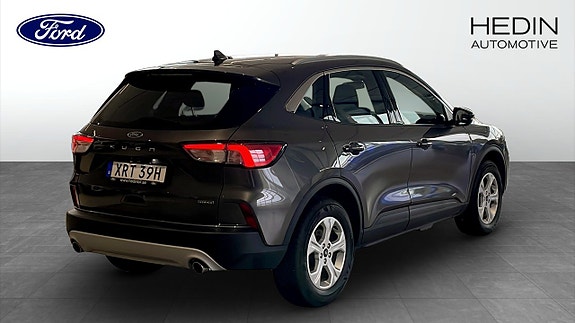 Ford Kuga 2 of 9