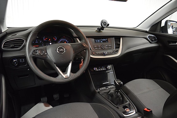 Opel Grandland X 9 of 13