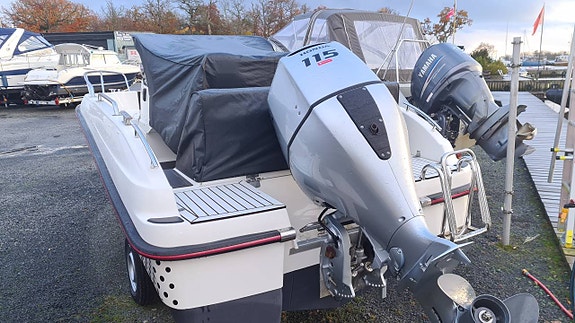 Fin begagnad Micore XW57sc 2022 med Honda BF115 LRTU 2022 7 of 8