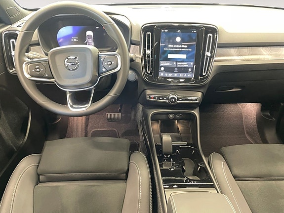 Volvo C40 11 of 26