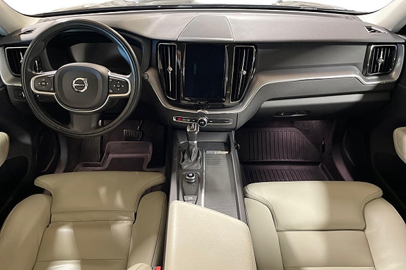 Volvo XC60 12 of 26