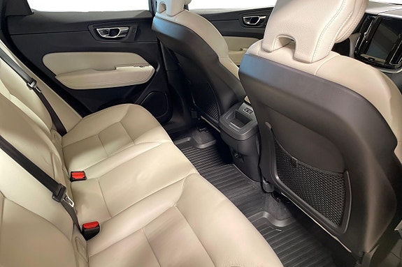 Volvo XC60 21 of 26