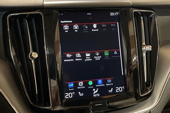 Volvo XC60 15 of 26