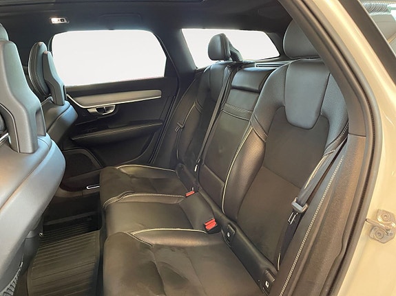 Volvo V90 14 of 26