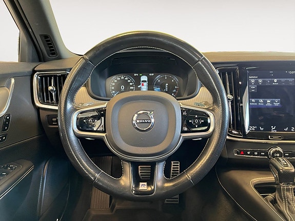 Volvo V90 13 of 26
