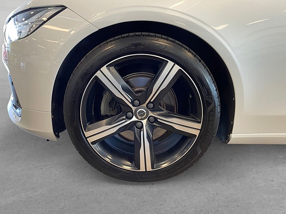 Volvo V90 8 of 26