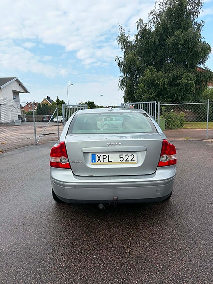 Volvo S40 3 of 7