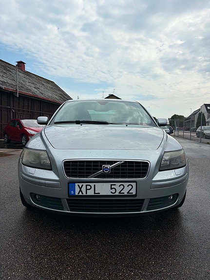 Volvo S40 4 of 7