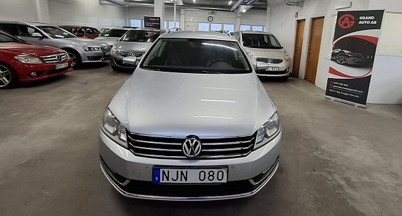 Volkswagen Passat 6 of 25