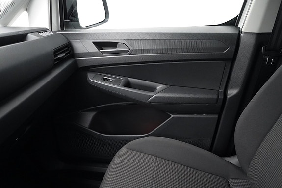 Volkswagen Caddy Maxi 14 of 23