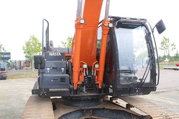 Bandgrävare Hitachi ZX210 LC 6 Rototilt Skopor 9 of 12
