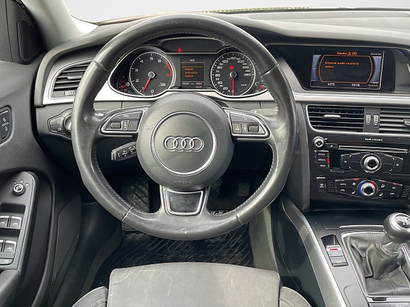 Audi A4 9 of 16