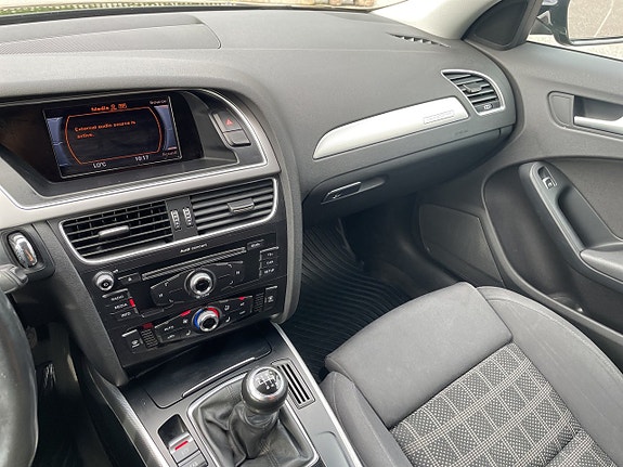 Audi A4 11 of 16