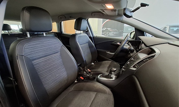 Opel Astra 12 of 22