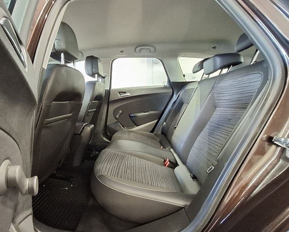 Opel Astra 13 of 22